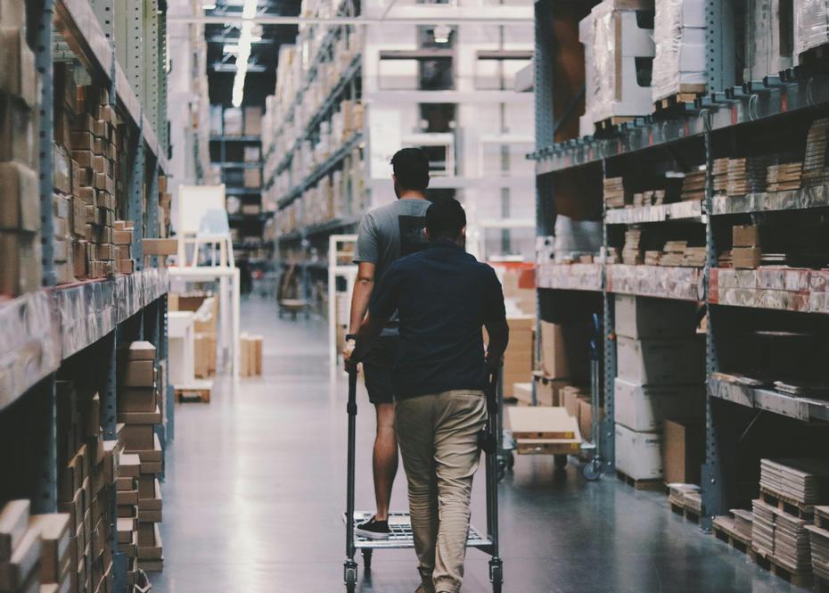 Supply-Chain & Inventory Management: Tackling Cross-Border Logistics for Franchises